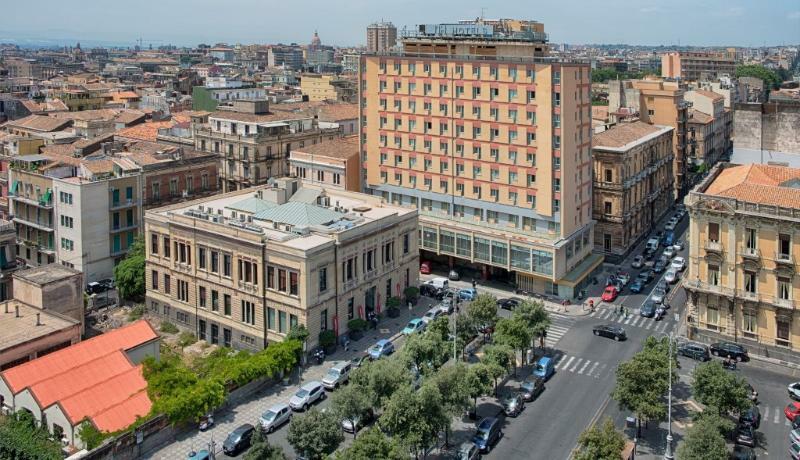 Nh Catania Centro Hotell Exteriör bild